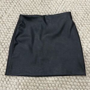 NWT - H&M Vegan Leather Lined Mini Skirt